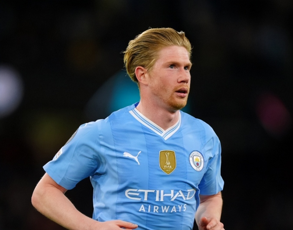 马泰斯·德利赫特通过Instagram发布：