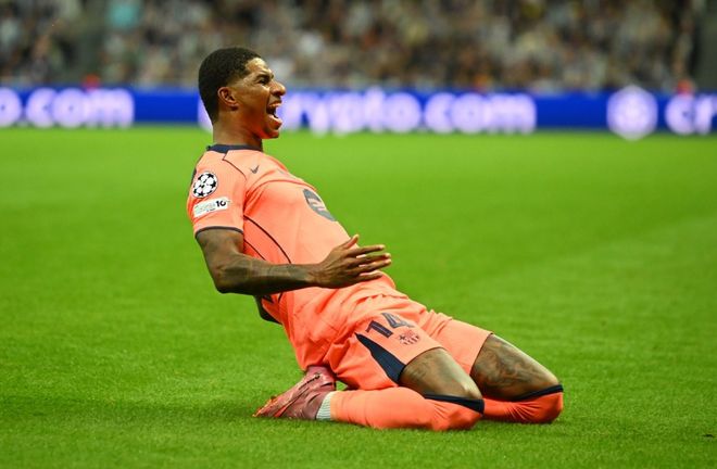 湖人客场取胜 詹姆斯关键时刻稳定输出